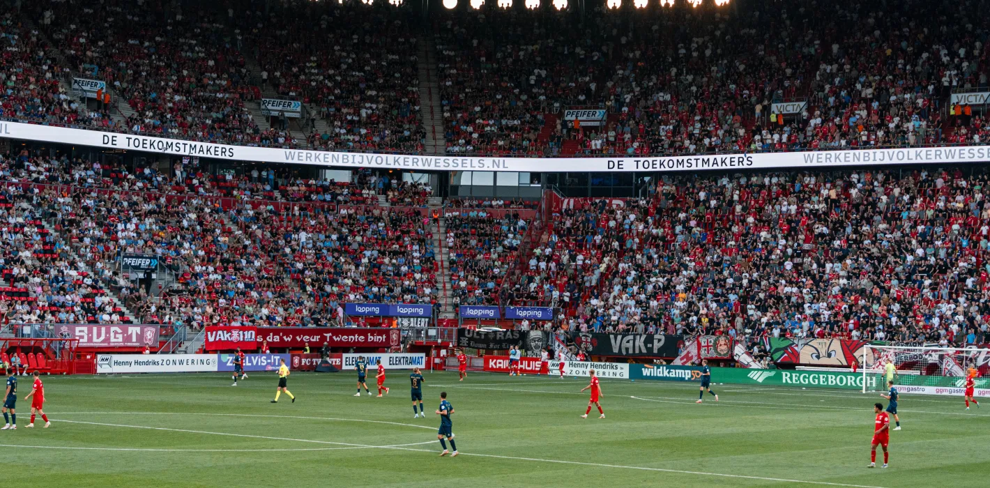 FC Twente aan het spelen SVH